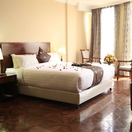 Bole Skygate Hotel Addis Abeba Esterno foto