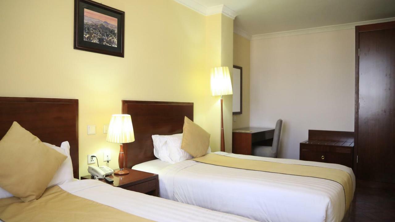 Bole Skygate Hotel Addis Abeba Esterno foto